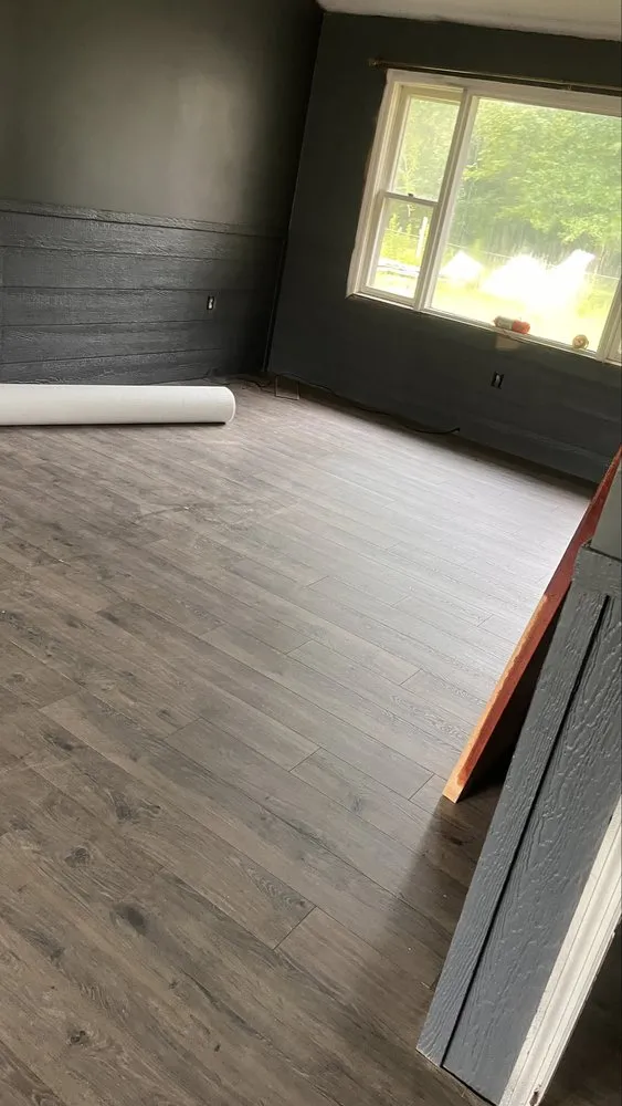 Slide of Melvin & Selvin Metal Roof