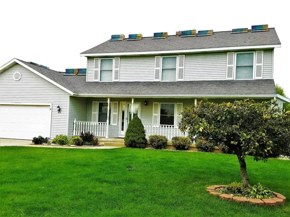 Slide of Melvin Belk Roofing