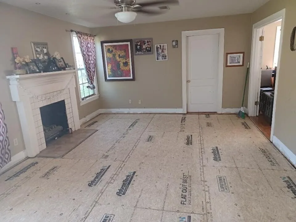 Slide of Men Of Many Hats