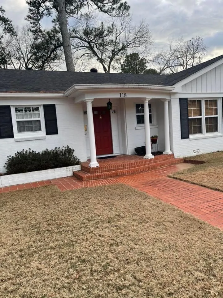 Slide of Men Of Many Hats