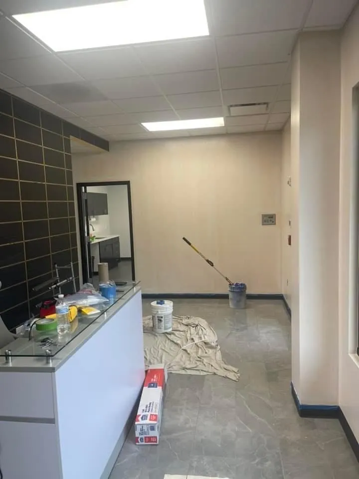 Slide of Men Of Many Hats