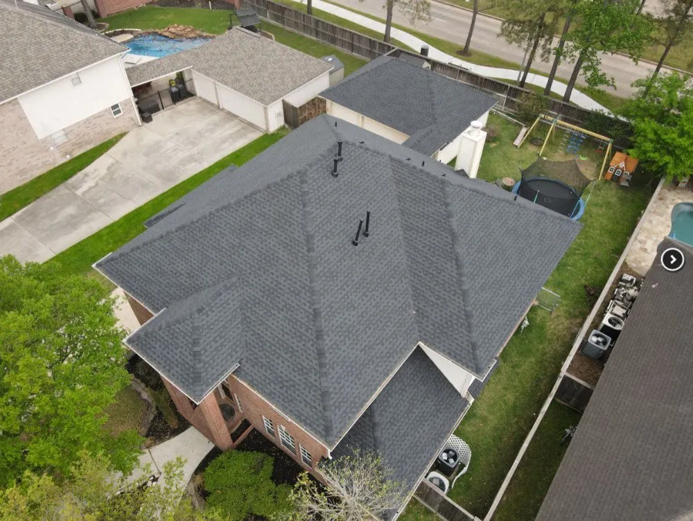 Slide of Mend Roofing