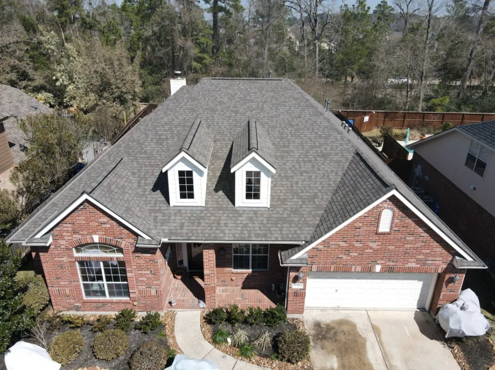 Slide of Mend Roofing