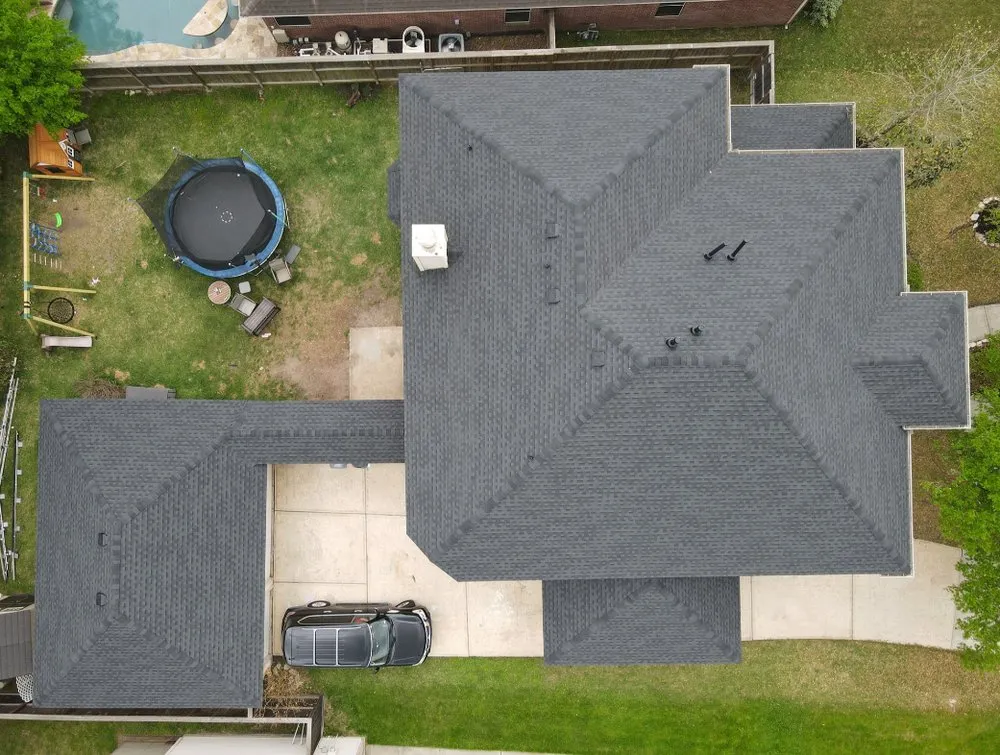 Slide of Mend Roofing