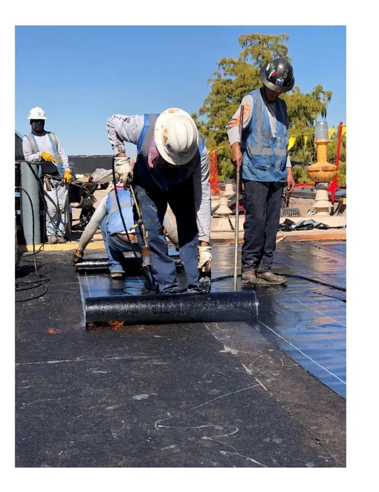 Slide of Mendes Roofing