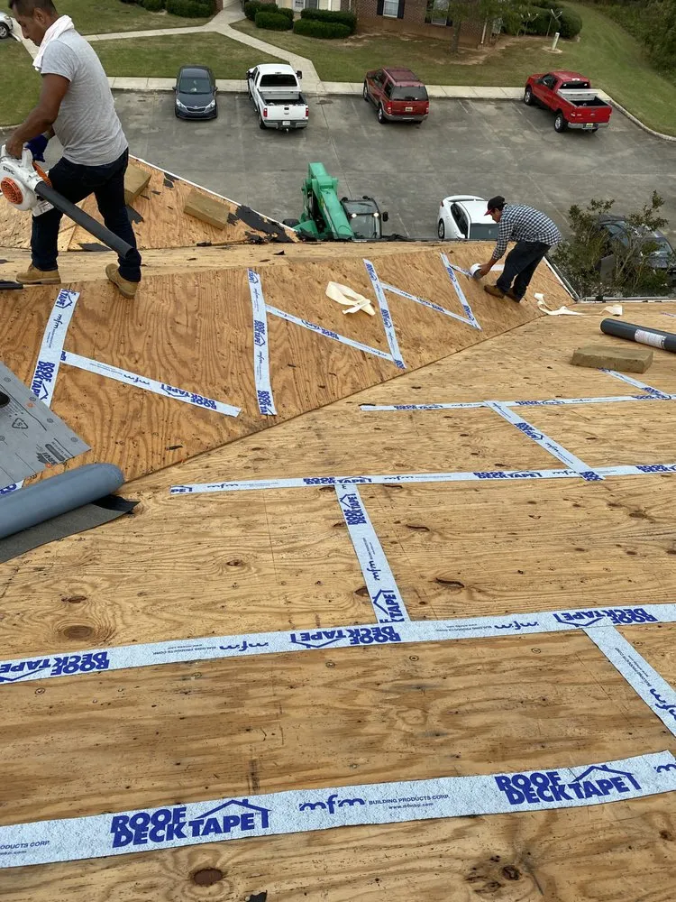 Slide of Mendez Men Construction