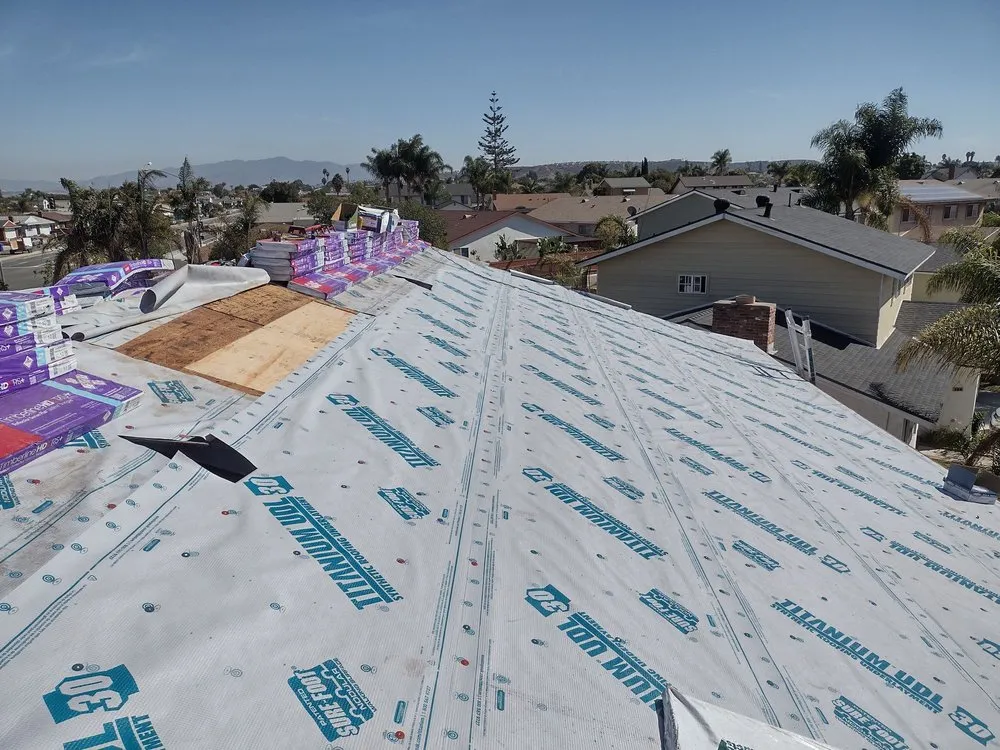 Slide of Mendez roofing