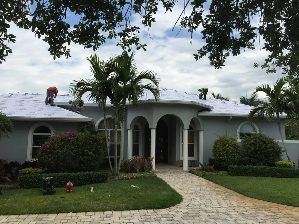 Slide of Mendieta Roofing