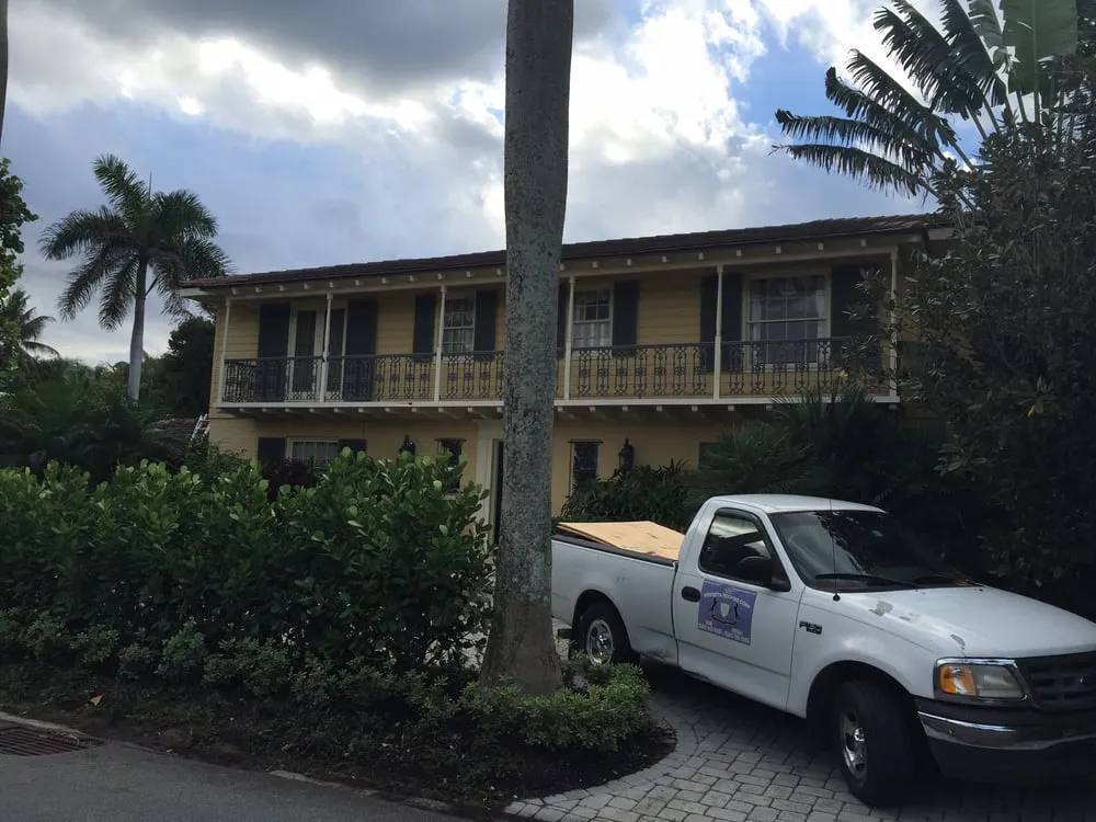 Slide of Mendieta Roofing