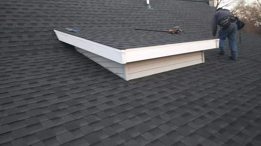 Slide of Mendoza & M  Roofing