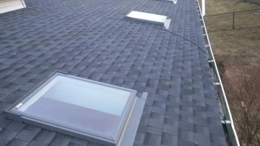 Slide of Mendoza & M  Roofing