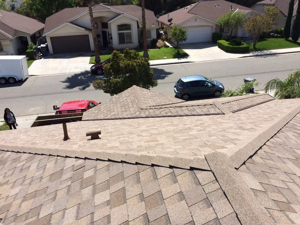 Slide of Meraz Roofing