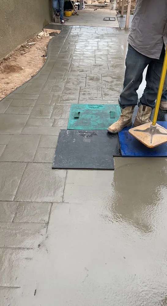 Slide of Mercury Contracting