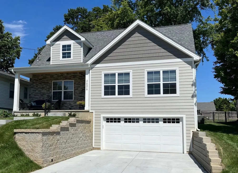 Emergency roof inspection in St. Louis, MO by Meridian Roofing and Renovation