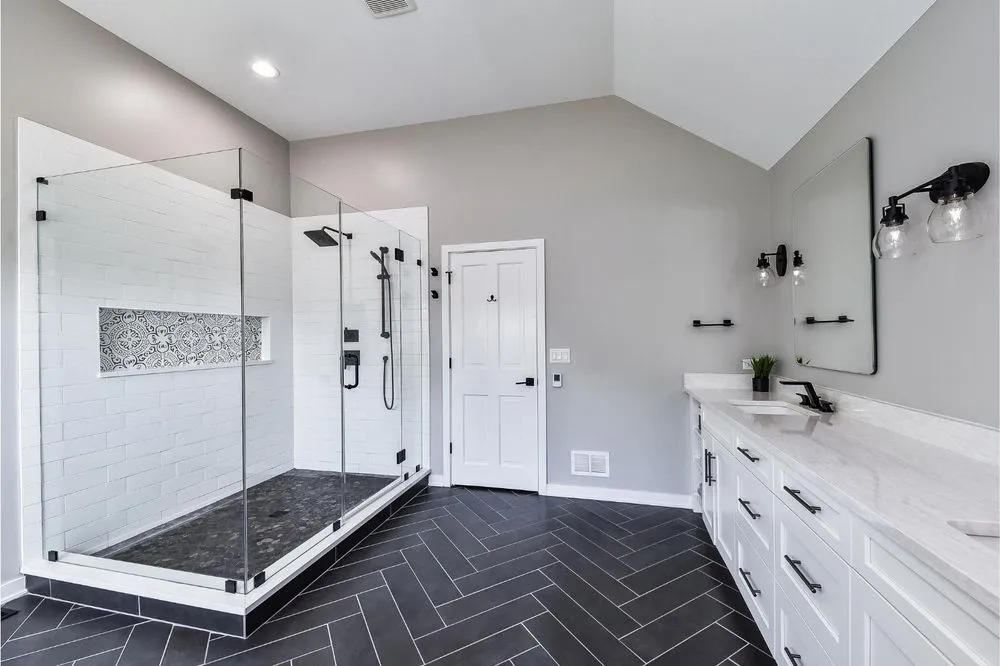 Slide of Messika Develompent