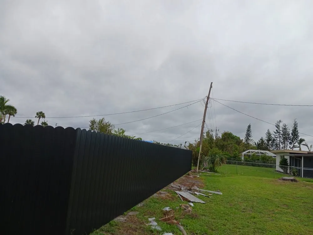 Slide of Metal Fence Guajiro