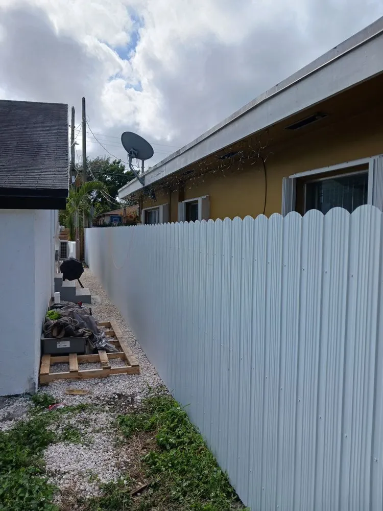 Slide of Metal Fence Guajiro