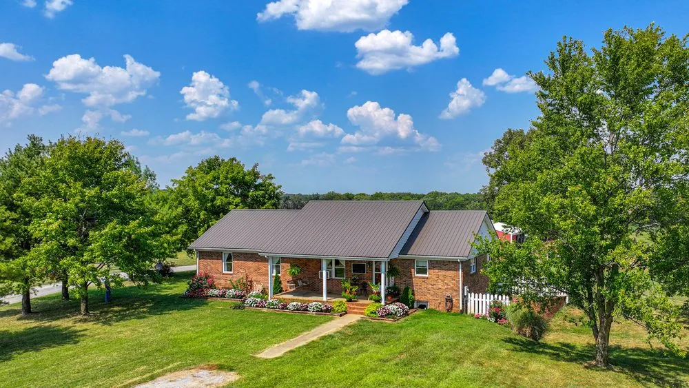 Slide of Metal Masters Roofing