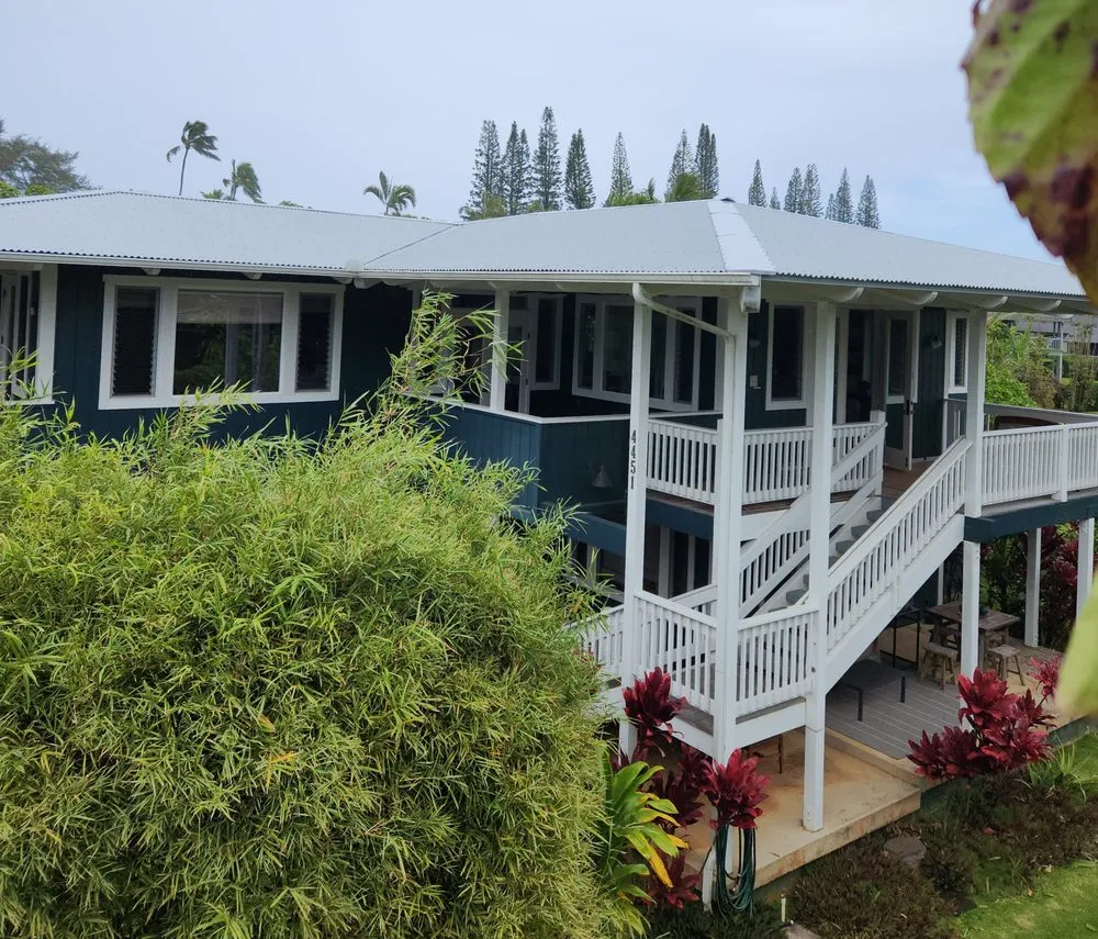 Slide of Metal Roof Pros-Kaua'i Roof Installers