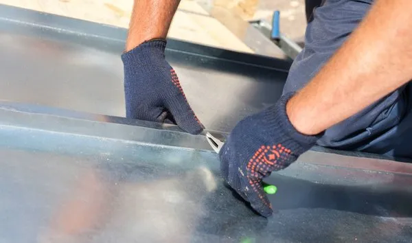 Metal Systems F & E Logo