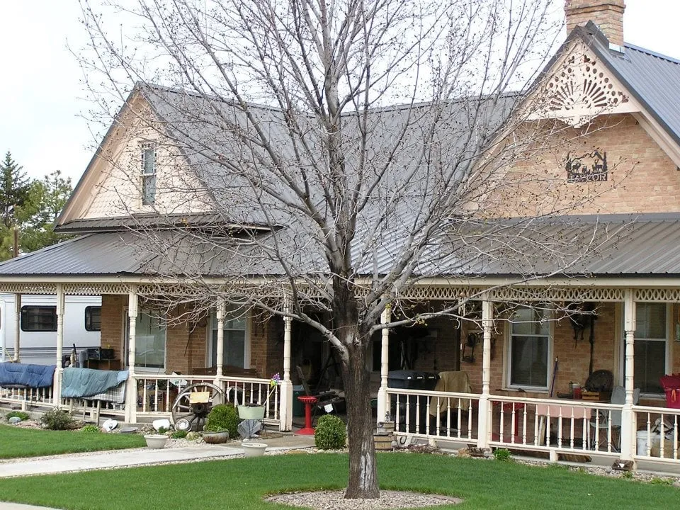 Emergency roof repair experts serving Central valley, UT - Metal Worx Roofing