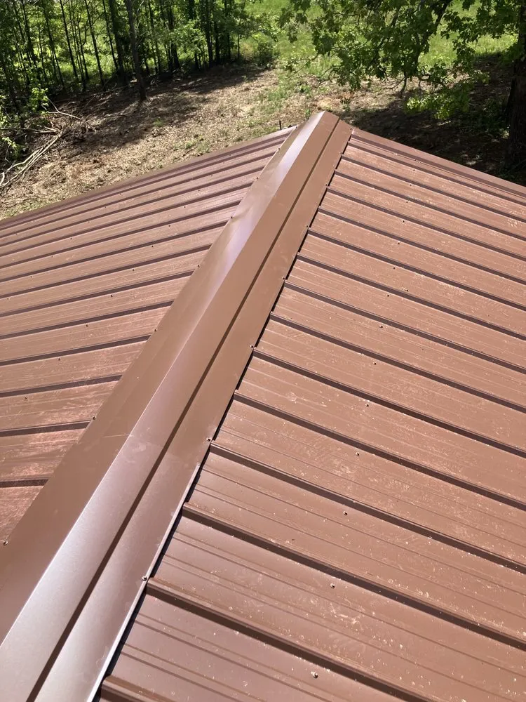 Local roof leak repair for homes across Koshkonong, MO - Metaltek Construction