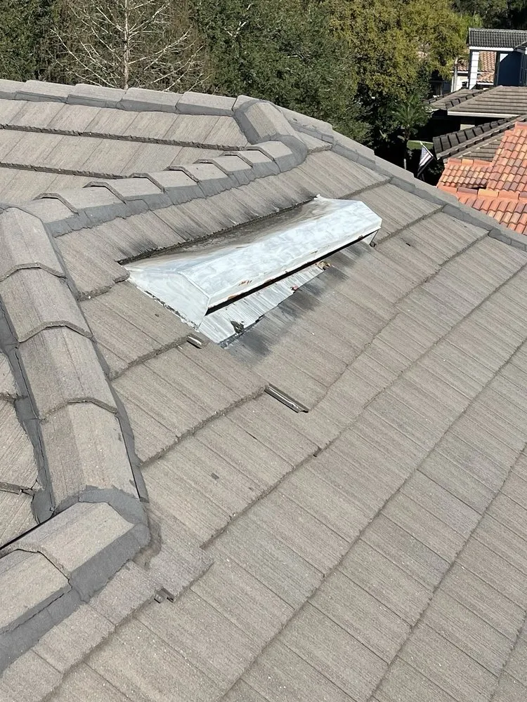 Slide of Metro Builders