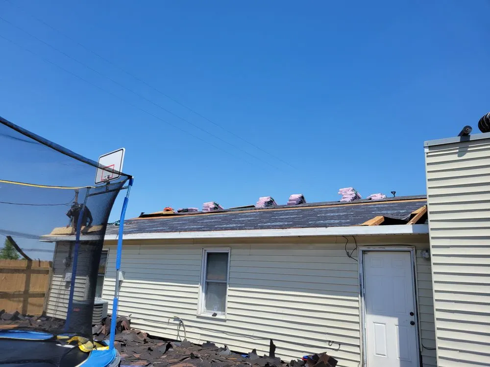 Slide of Metro Builders