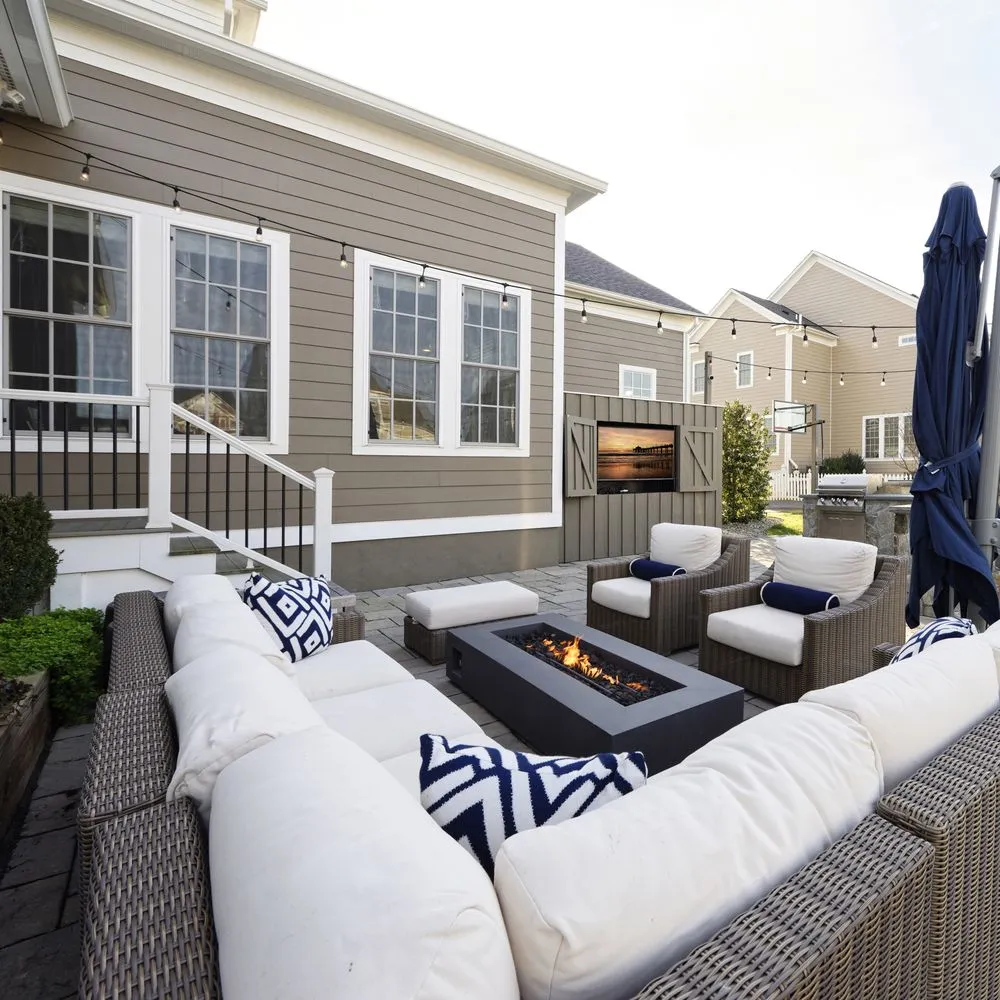 Slide of Metro Design Build Group