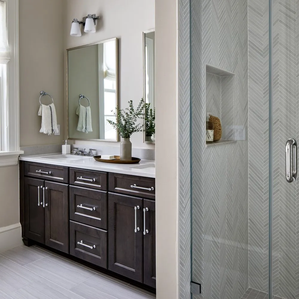 Slide of Metro Design Build Group