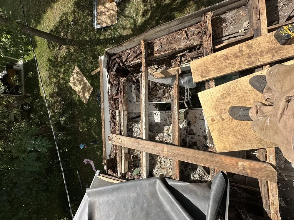 Slide of Metro Detroit Flat Roof