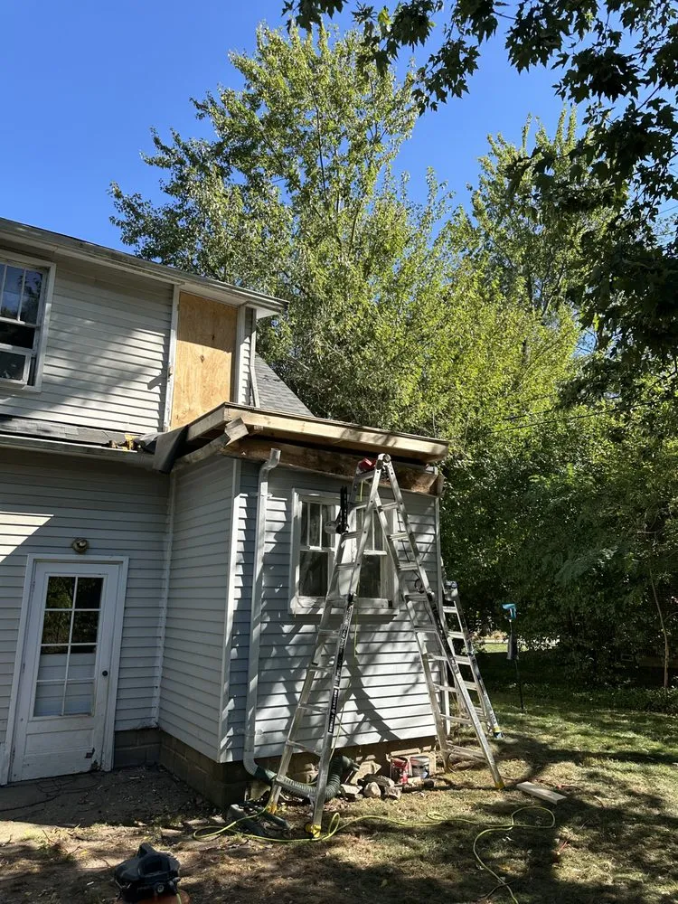 Slide of Metro Detroit Flat Roof