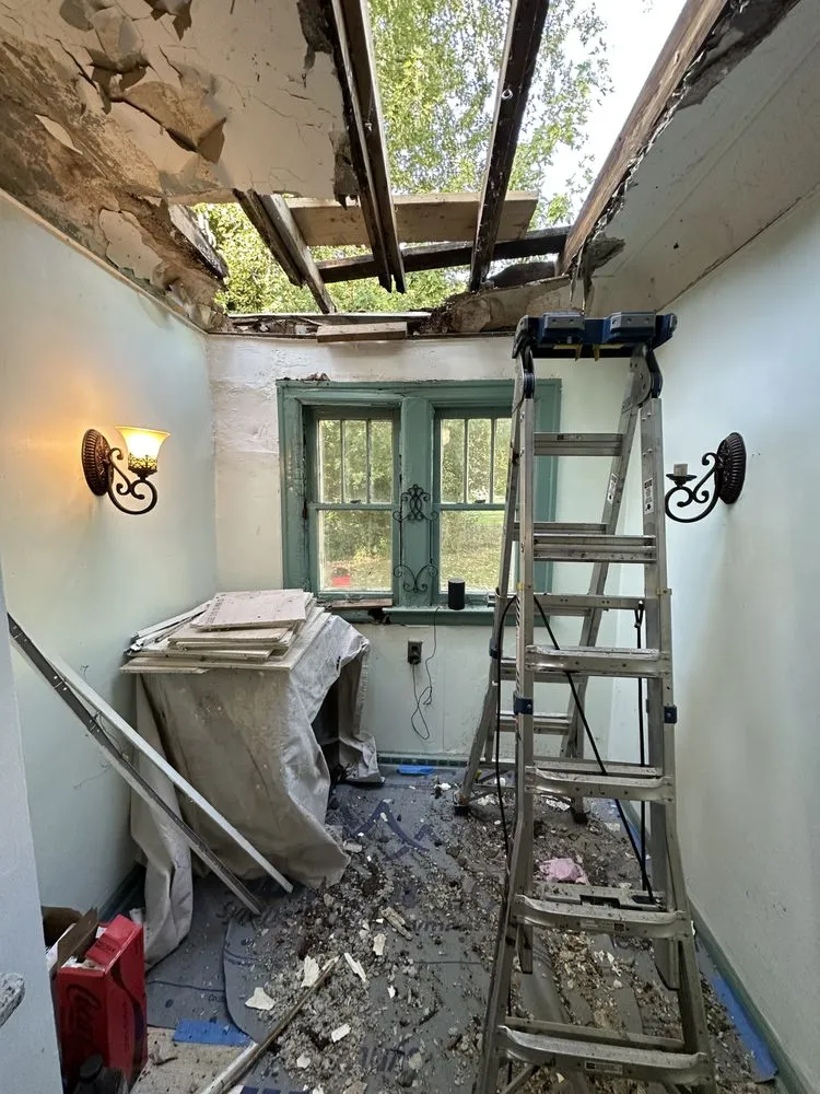 Slide of Metro Detroit Flat Roof