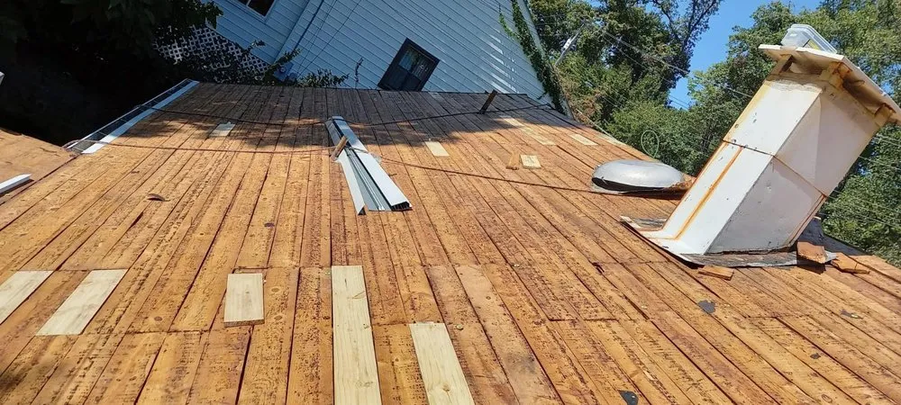 Slide of Metro Home Improvement