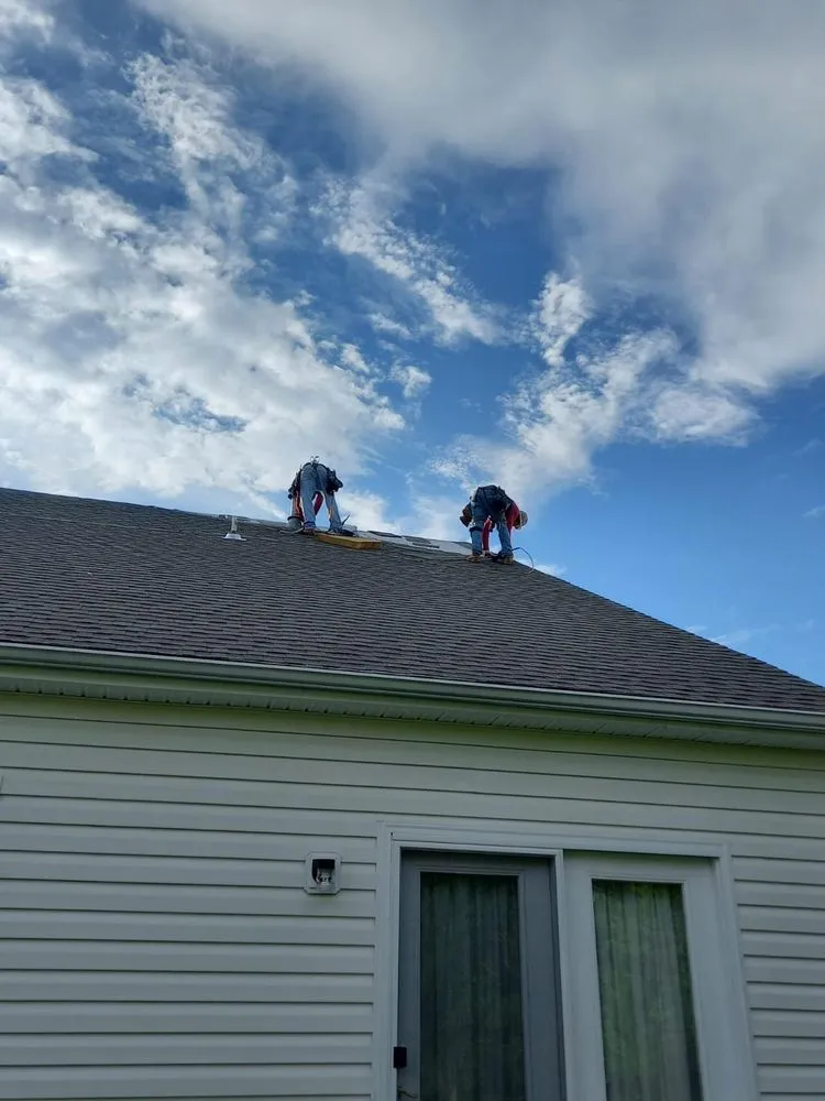 Slide of Metro Home Improvement