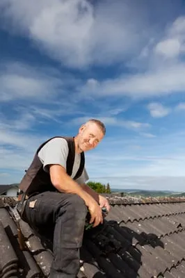 Metro Metal Roofers Logo