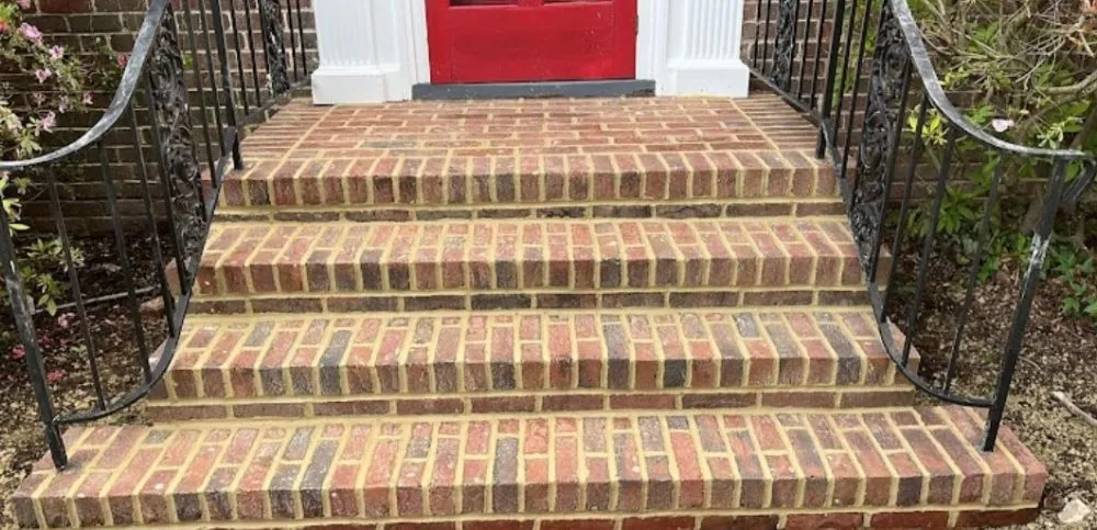 Slide of Metro Pro Construction