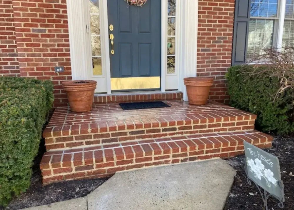 Slide of Metro Pro Construction