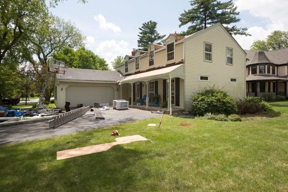 Slide of Metro Roofing and Remodeling