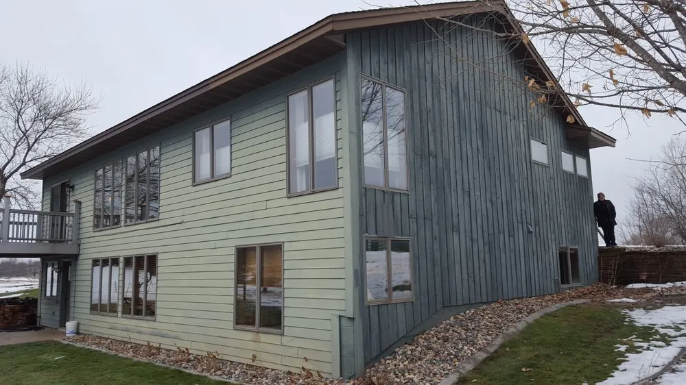 Slide of Metro Roofing and Remodeling