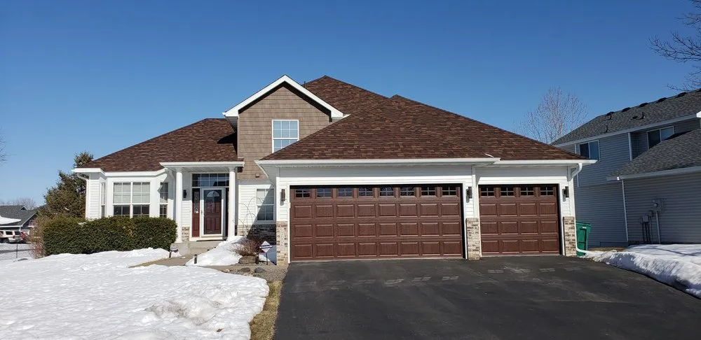 Slide of Metro Roofing and Remodeling