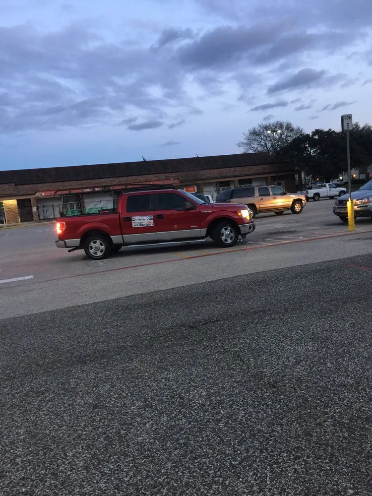 Slide of Metro Roofing