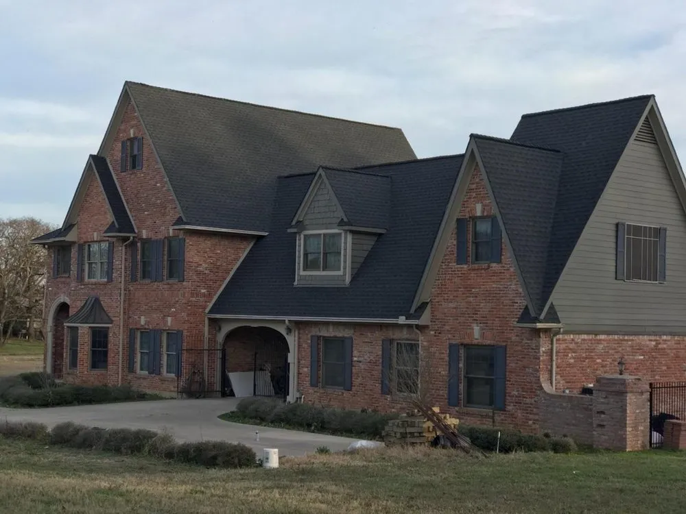 Slide of Metro-Tex Roofing & Construction