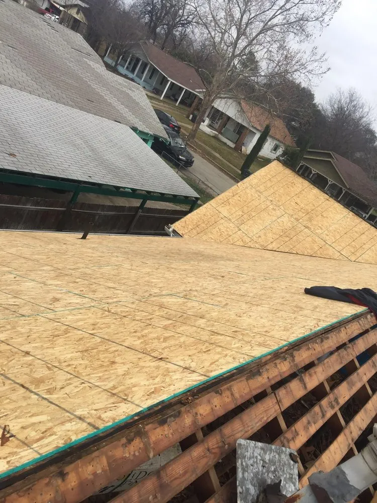 Slide of Metro-Tex Roofing & Construction