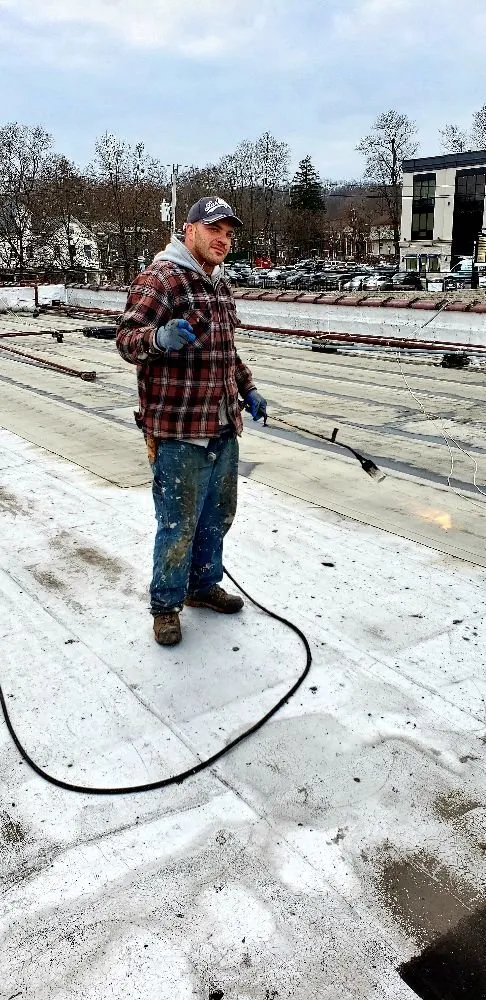 Slide of Metropolis Contracting