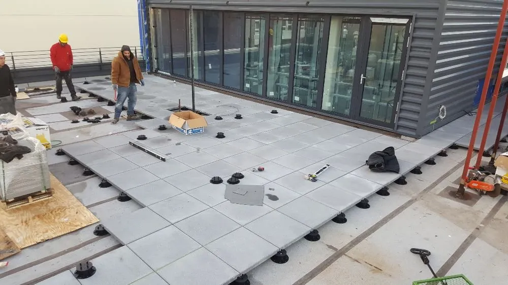 Slide of Metropolis Contracting