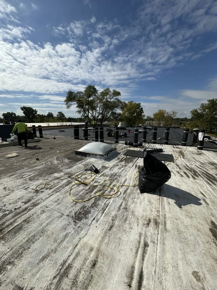 Slide of Metroroofing