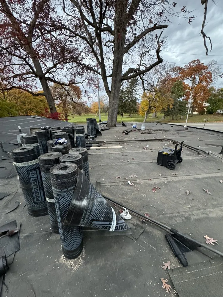 Slide of Metroroofing