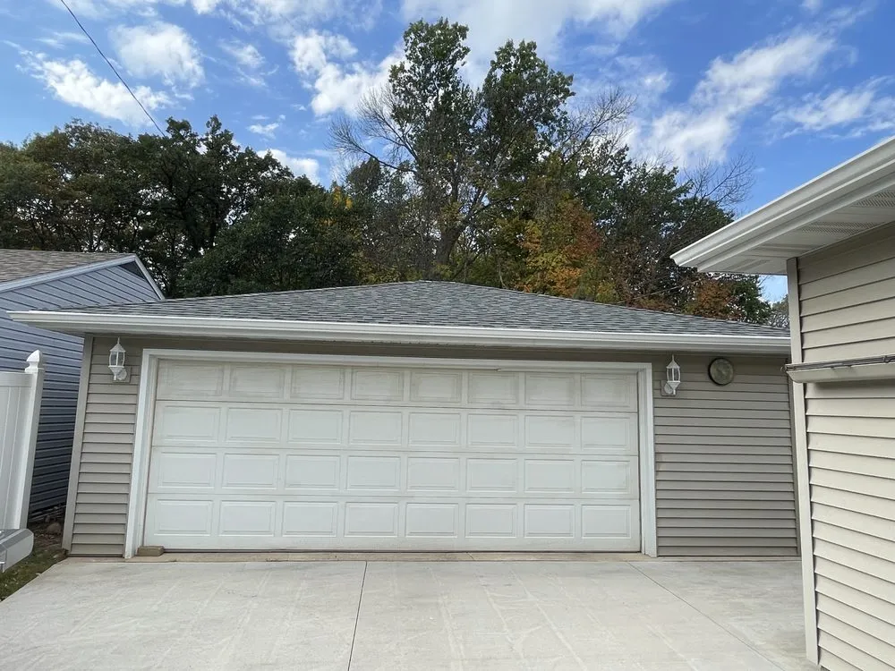 Top-rated roof leak repair in Greenleaf, WI - Meulemans Seamless Gutters