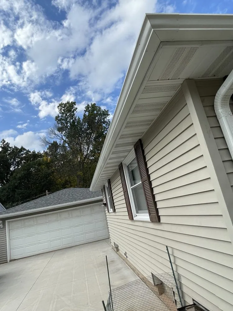Emergency residential roofing service in Greenleaf, WI by Meulemans Seamless Gutters
